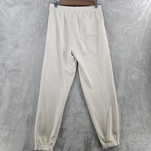 Vuori Womens XS Jogger Sweatpants Beige The Rise The Shine Pockets Athleisure - Picture 3 of 12